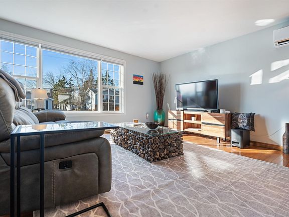 4th image of 43 Kestral Rdg