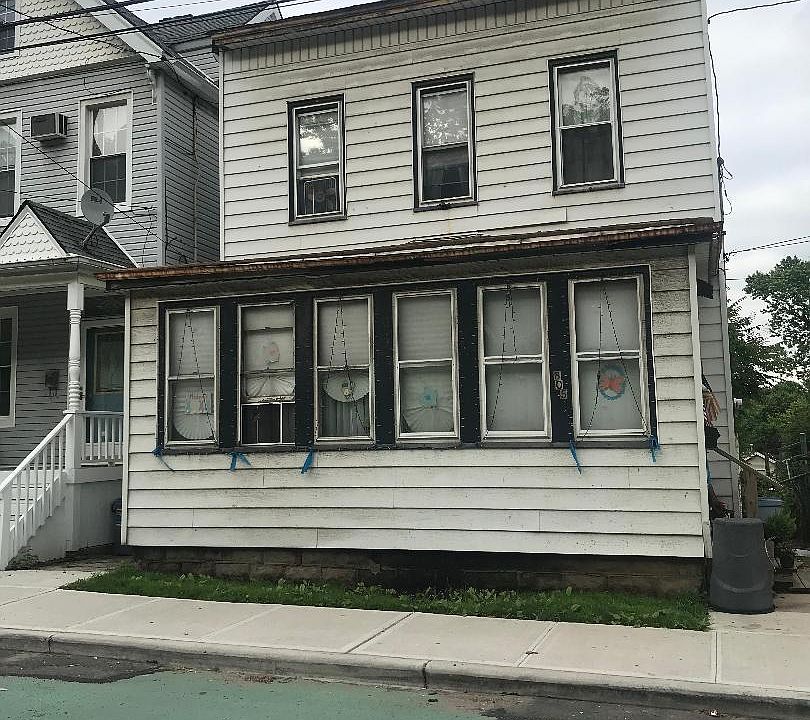 1st image of 805 Van Duzer St