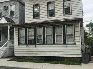 805 Van Duzer St, Staten Island, NY 10304