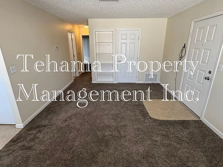 645 David Ave — Photo 2