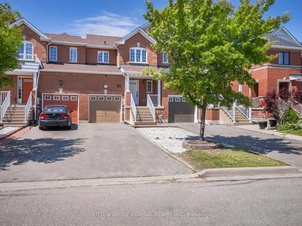 49 Lindenshire Ave, Vaughan, ON L6A 4A4