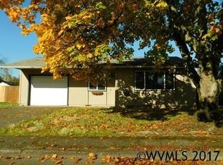 625 Locust St, Aumsville, OR 97325