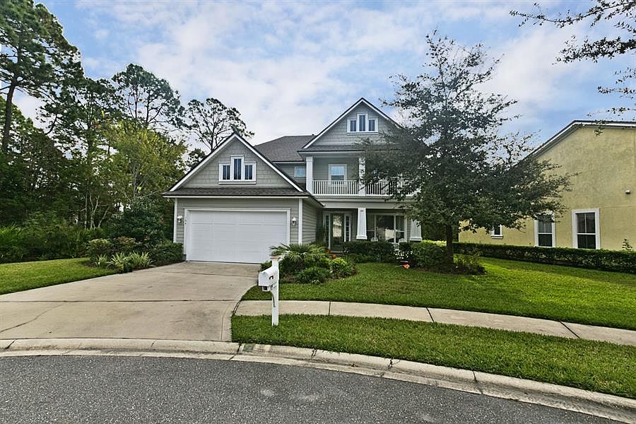 1st image of 164 W Village Dr