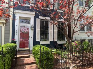 751 10th St SE, Washington, DC 20003