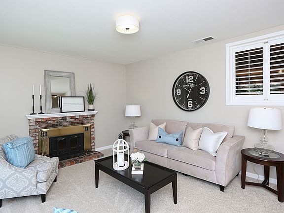 4th image of 1511 Martindale Dr