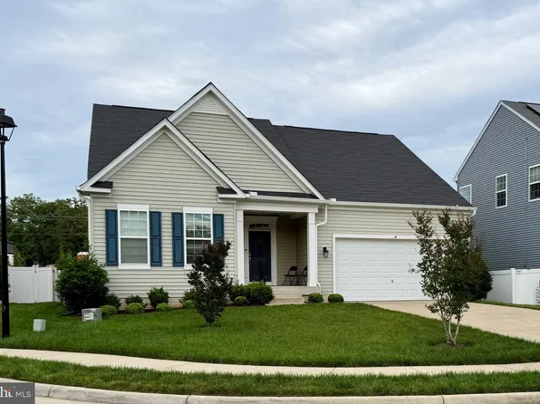 9627 Hillcrest Dr, Fredericksburg, VA 22407