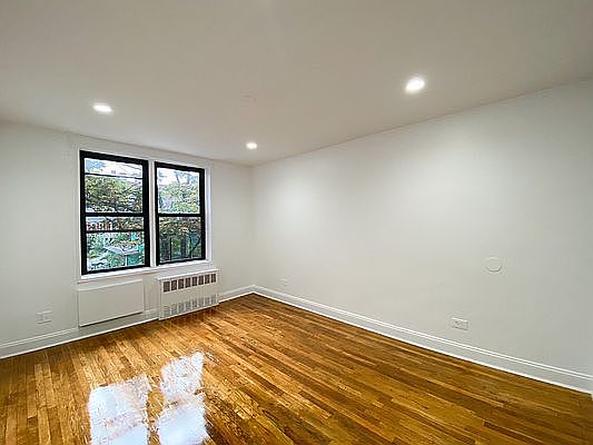 5th image of 350 E 19th St #H2