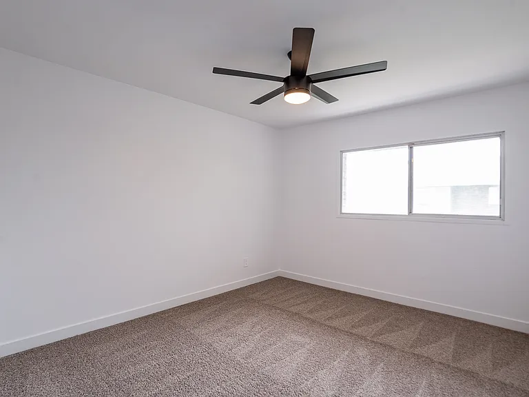 3909 S Mill Ave — Photo 22