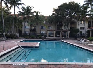 9144 W Atlantic Blvd APT 828, Pompano Beach, FL 33071