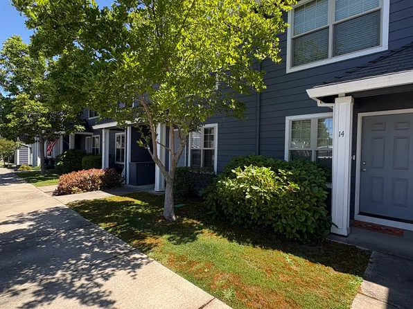 450 Midway Rd Unit 15, Medford, OR 97501