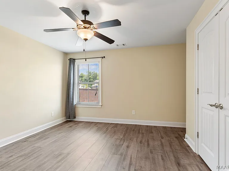1005 Allison Dr — Photo 27