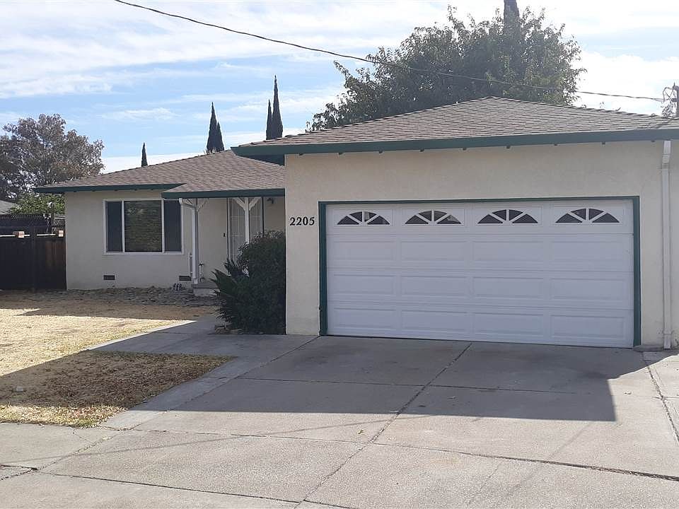 1st image of 2205 Belle Ct