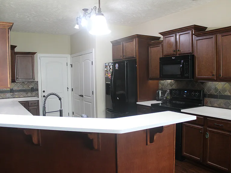 7913 Kirkfield Dr — Photo 21