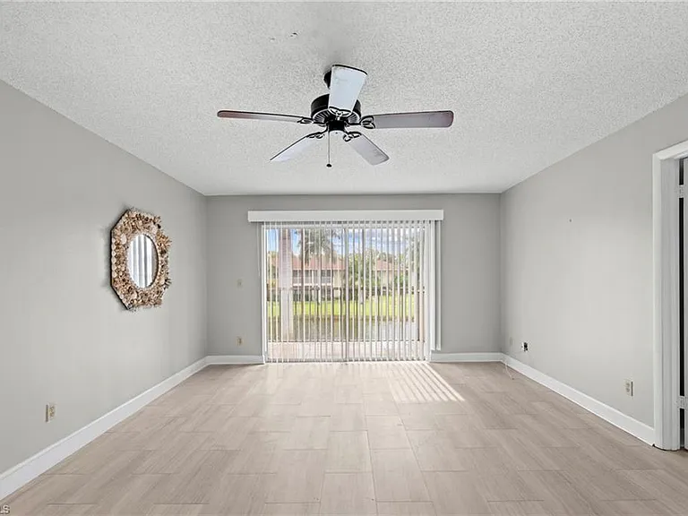 6184 Michelle Way #243 — Photo 3