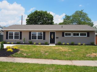 42 Butternut Rd, Levittown, PA 19057