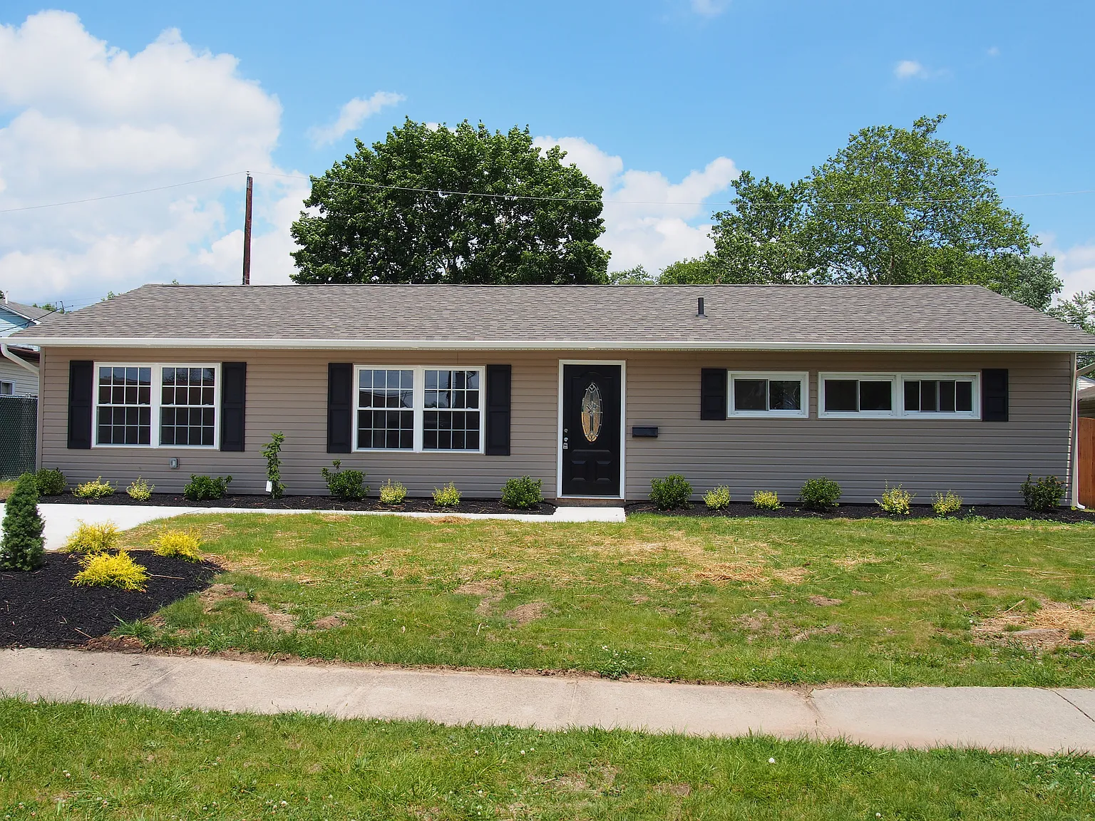 42 Butternut Rd photo 1