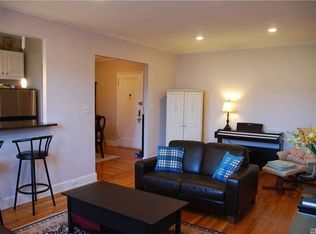 140 S Middle Neck Rd APT 3E, Great Neck, NY 11021