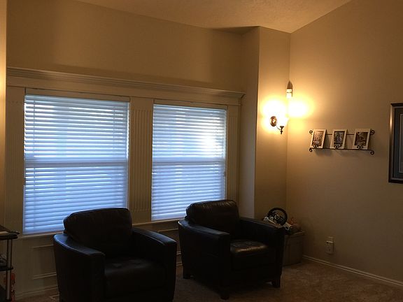 3rd image of 3644 N Elsinore Way