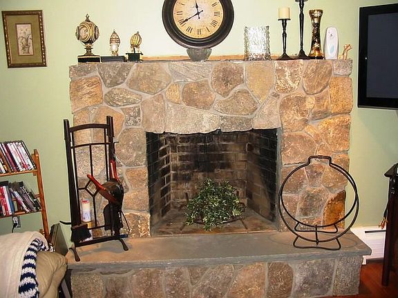 Living Room with Fireplace