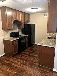 1 bed, 1.0 bath, 1232 sqft, $750 — Photo 2