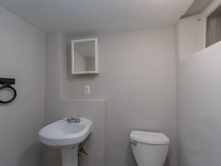 4244 Shamrock Ave — Photo 26