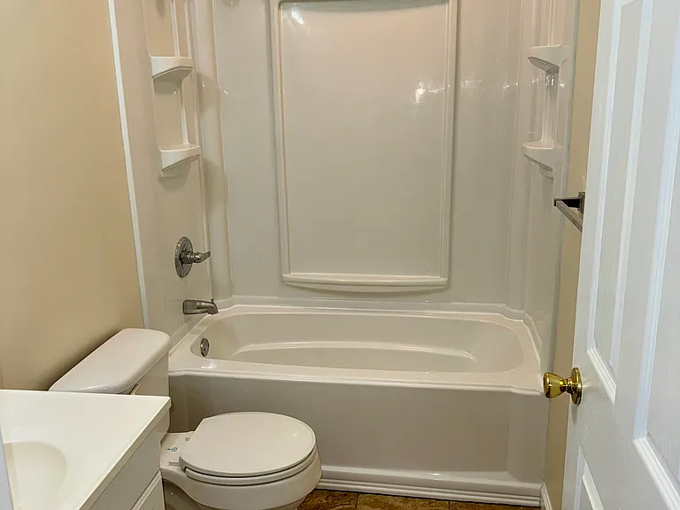 209 Danville St — Photo 18