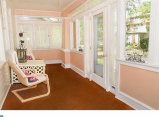 12 E Narberth Ter, Collingswood, NJ 08108