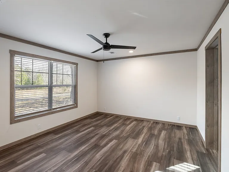 9603 County Road 2404 — Photo 6