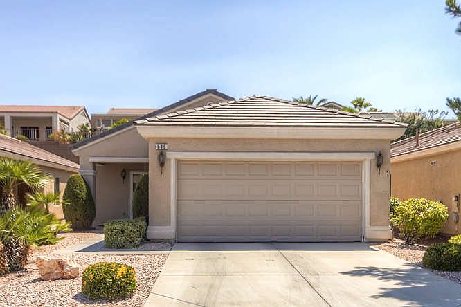 1st image of 539 Cypress Gardens Pl