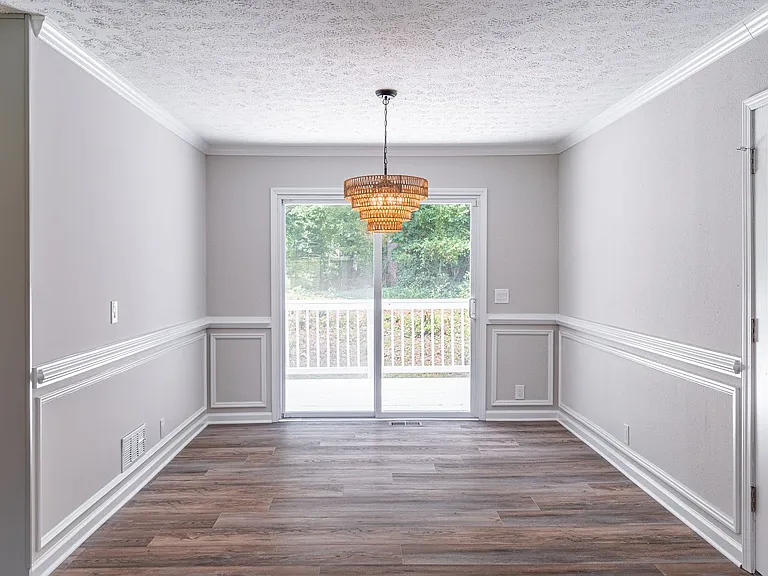 1115 Washington Ave — Photo 17