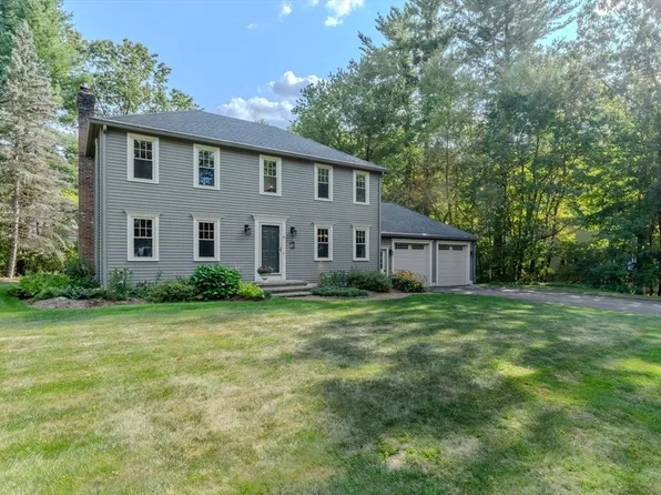 35 Meadow Ln, Westford, MA 01886