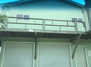 1279 Bay St, Crystal Beach, TX 77650