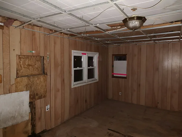 517 N Indiana Ave — Photo 5