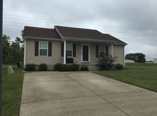 230 Pirates Cove Ln, Bowling Green, KY 42103