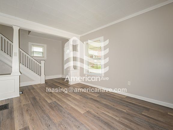 1181752_003_living_room_3.jpg