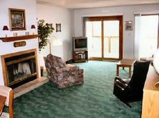 189 Notch Ln, Branson West, MO 65737