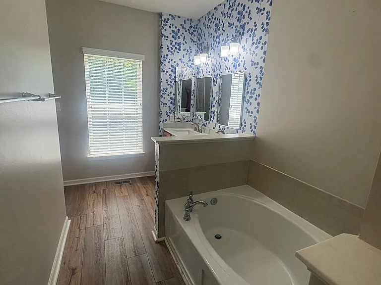 3839 Taft Ave — Photo 21