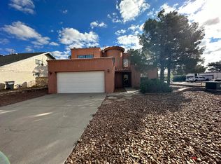 11509 Town Lake Ln, El Paso, TX 79936