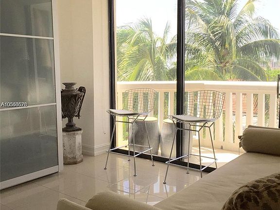 2nd image of 1000 Island Blvd #504