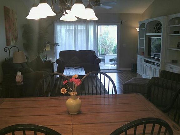 3rd image of 1671 Kensington Pl