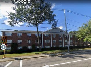270 Main St APT 11, North Reading, MA 01864