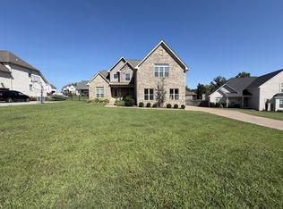 1307 Christina Ct, Lebanon, TN 37087