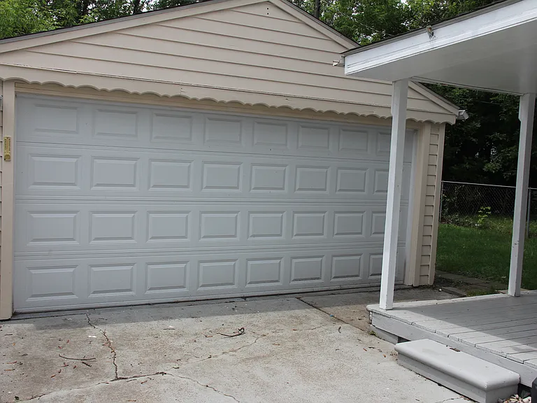 26739 Syracuse Ave — Photo 19
