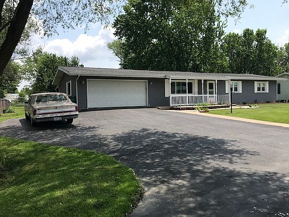 2nd image of 465 N 4th Ave