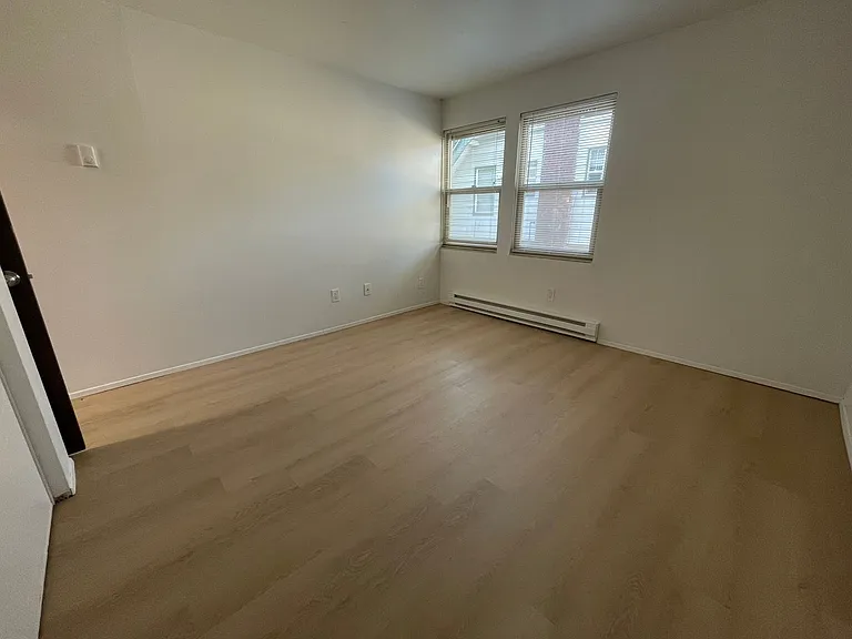 Wingate Apartments — Photo 20