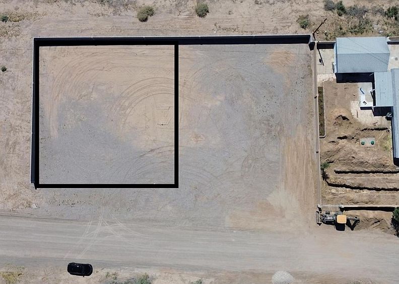 1st image of 1422 Hamilton Way
