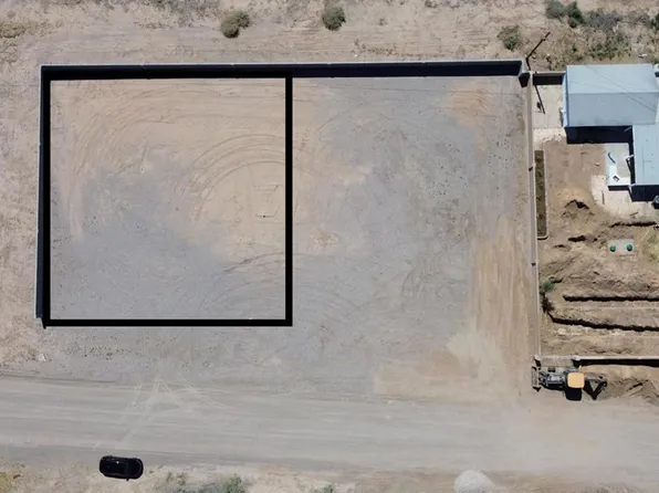 1422 Hamilton Way, Mohave Valley, AZ 86440