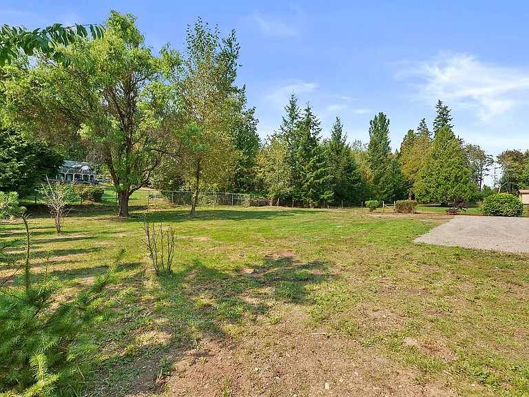 7182 N Van Decar Rd SE — Photo 41
