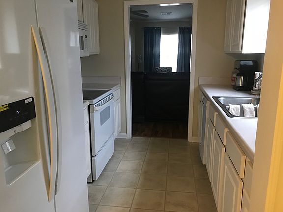 5th image of 2902 Flintridge Dr