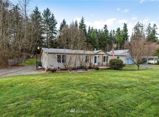 836 Cherub Pl E, Pt Orchard, WA 98366